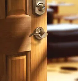 Golden Locksmith Services Markham, IL 708-316-1704 - 3-Residential-Locksmith
